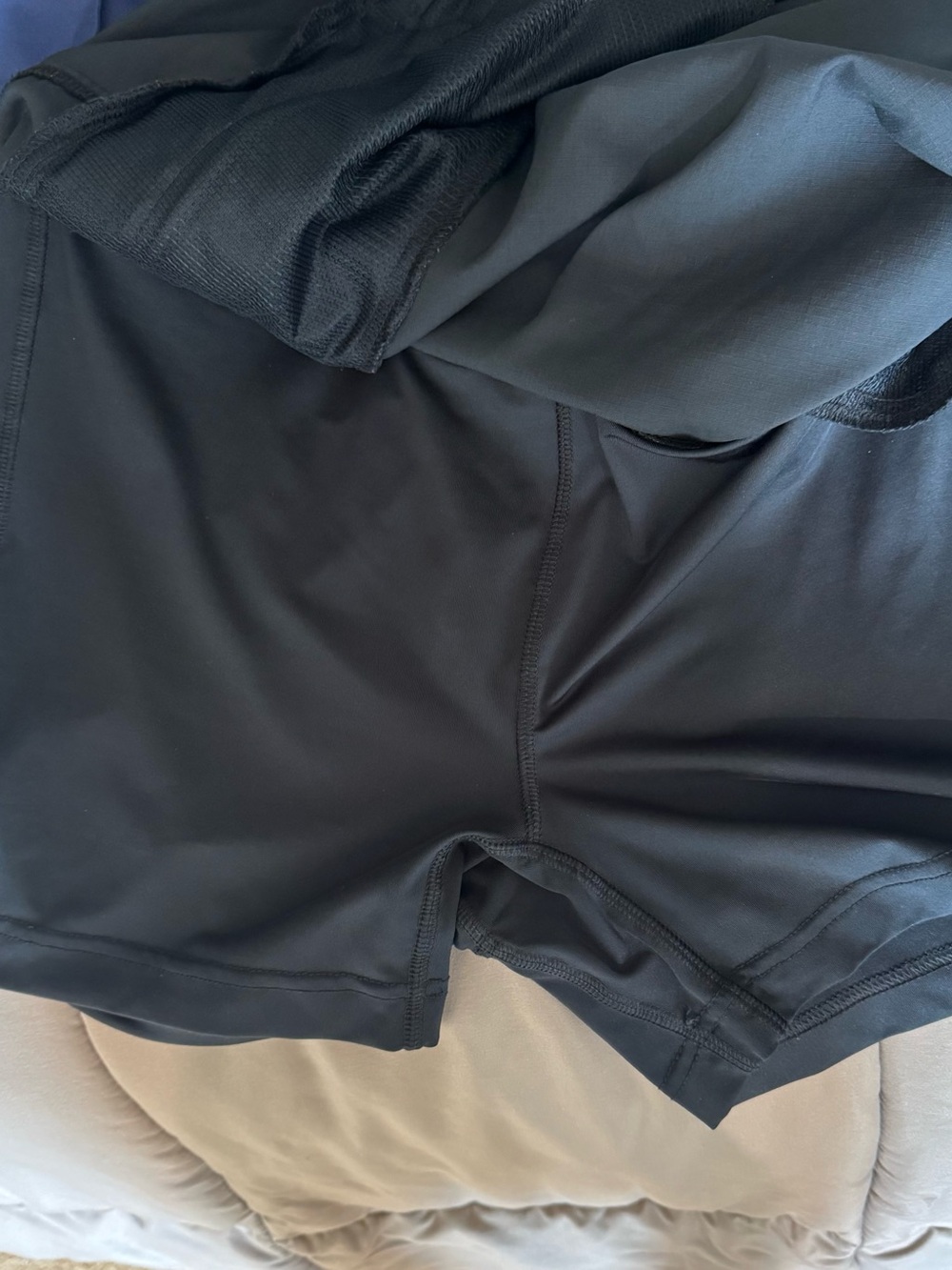 Columbia Women's Hiking Golf 19" Skort - Size Large - Black - Picture 10 of 10